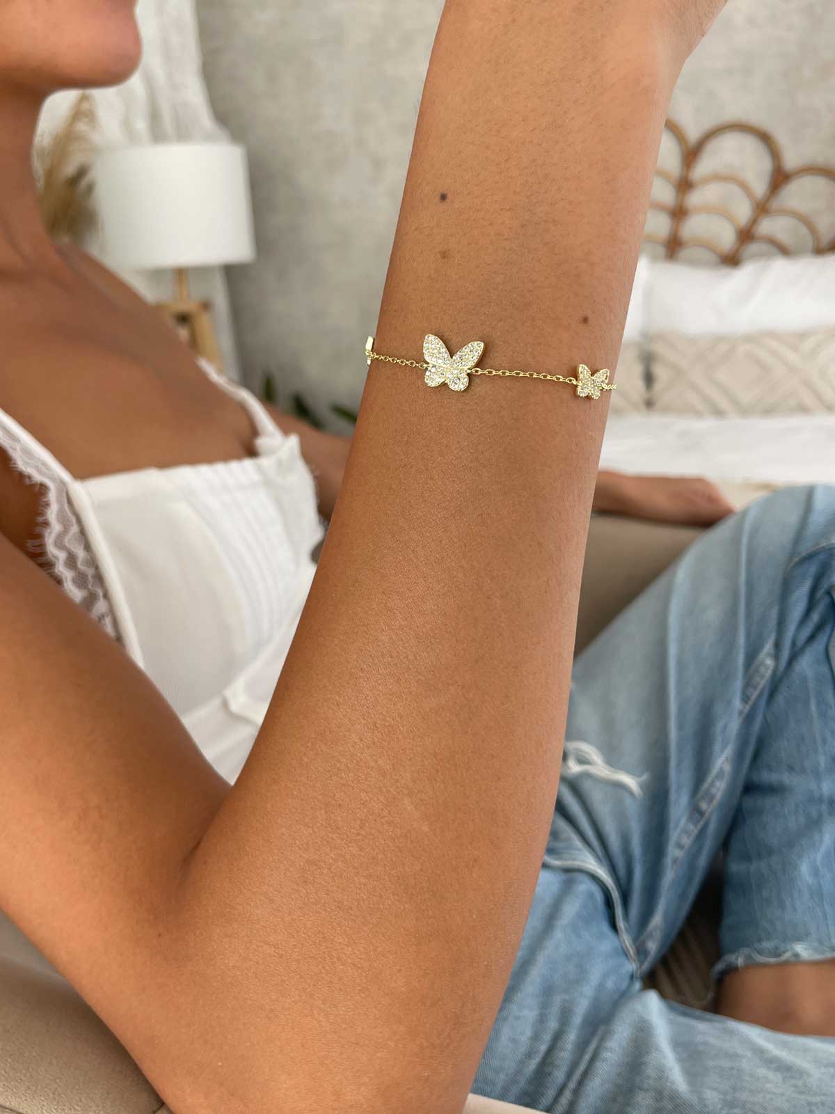 צמיד שלושה פרפרים משובצים