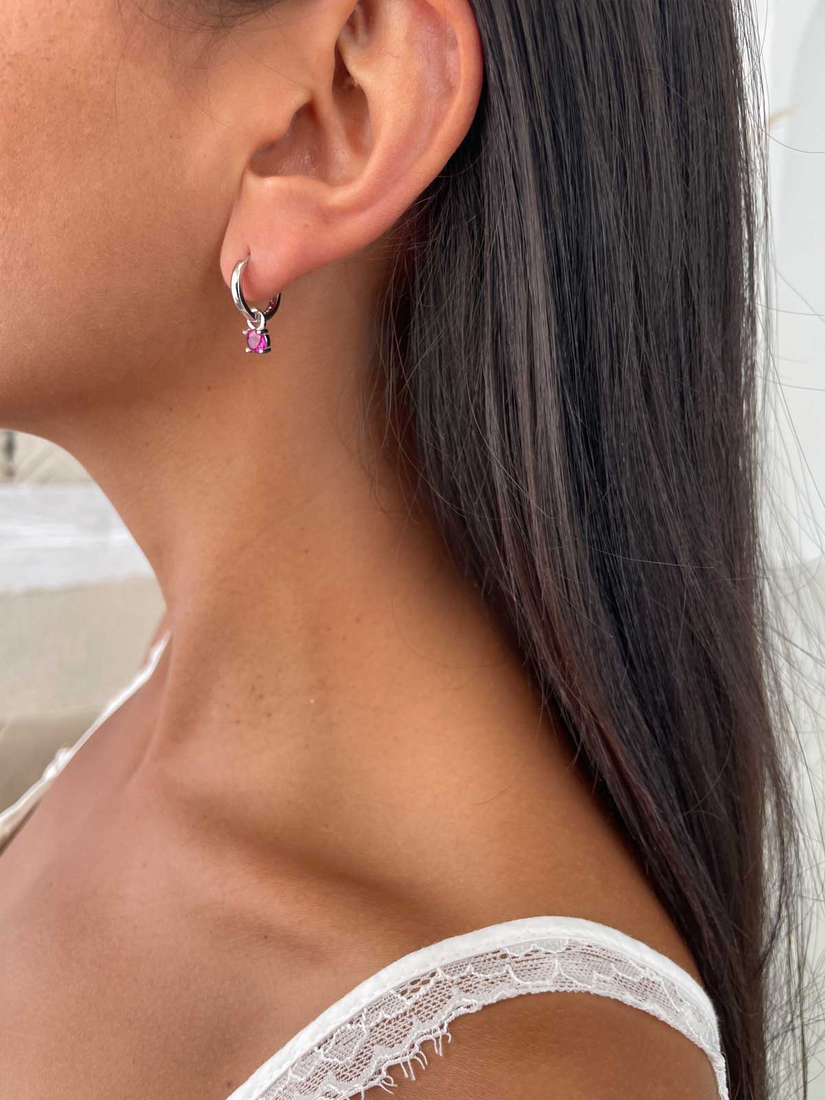 עגילי חישוק חלק סוליטר ורוד נופל