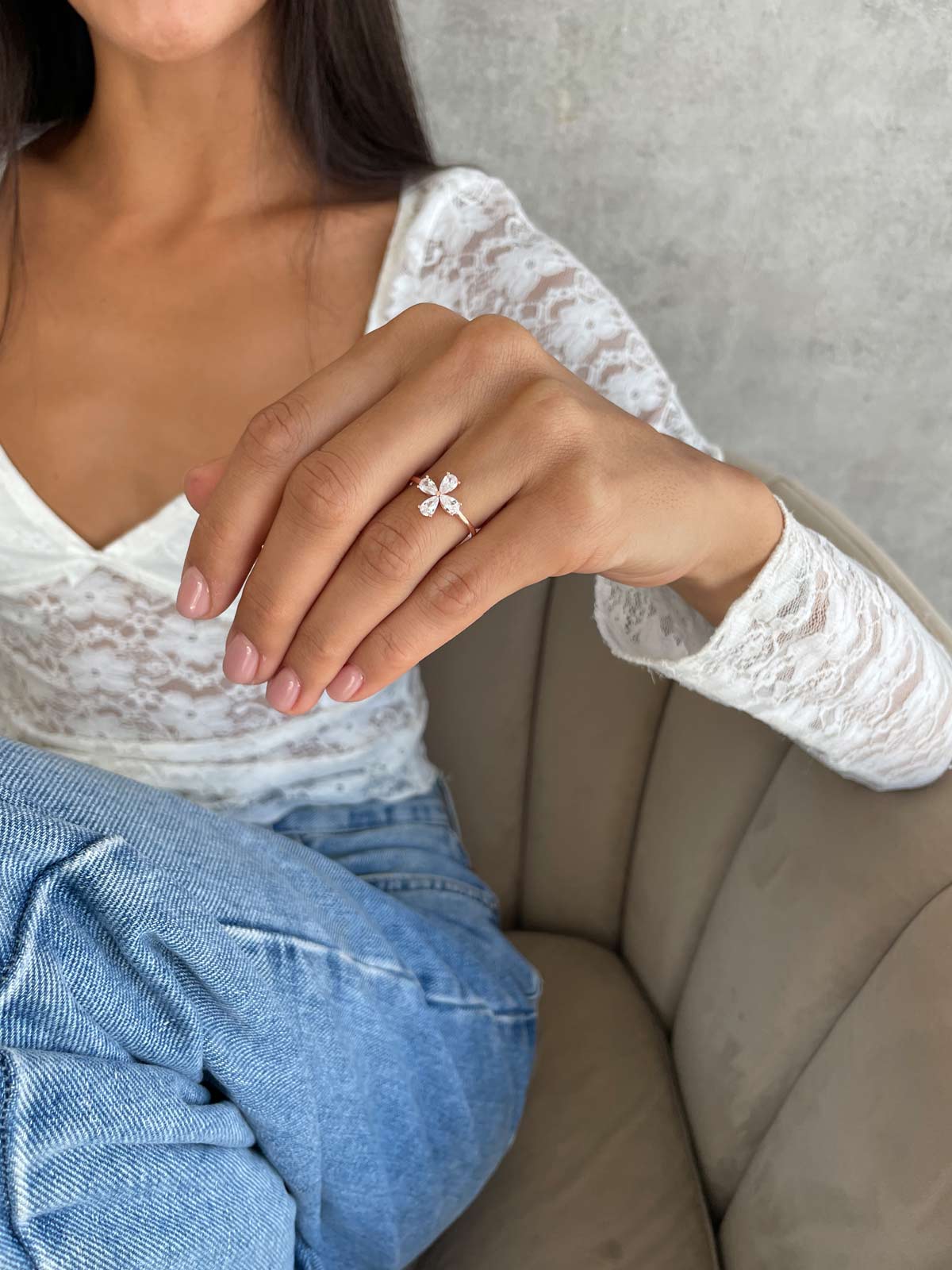 טבעת פרח טיפות