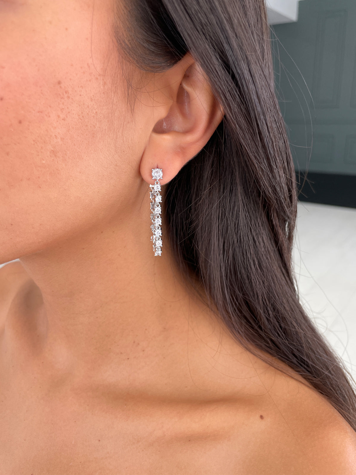 עגיל שרשרת סוליטרים