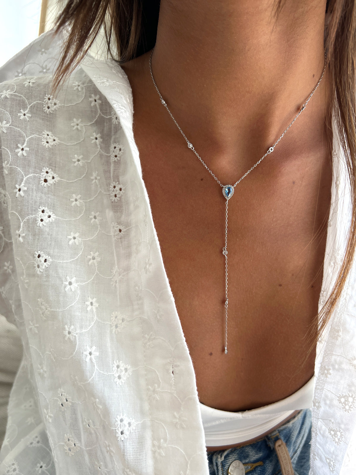 שרשרת עניבה טיפה תכלת