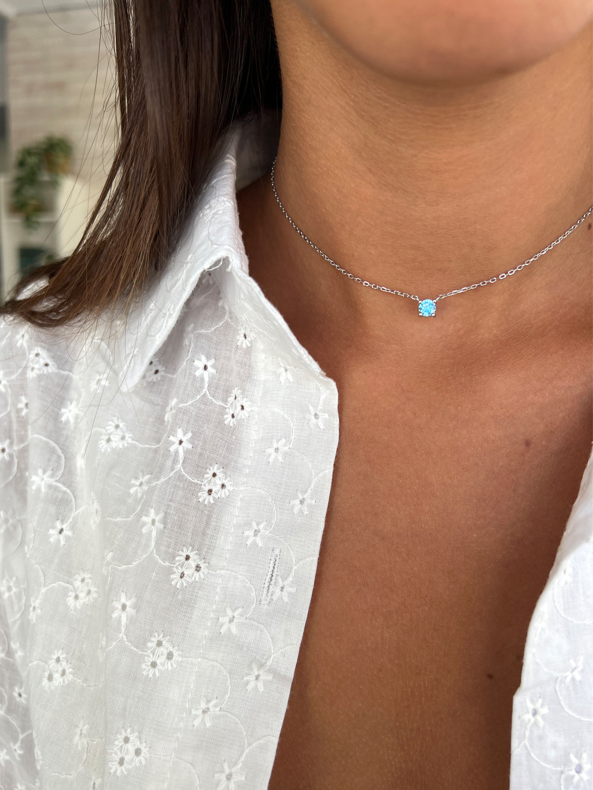 שרשרת צמודה סוליטר תכלת