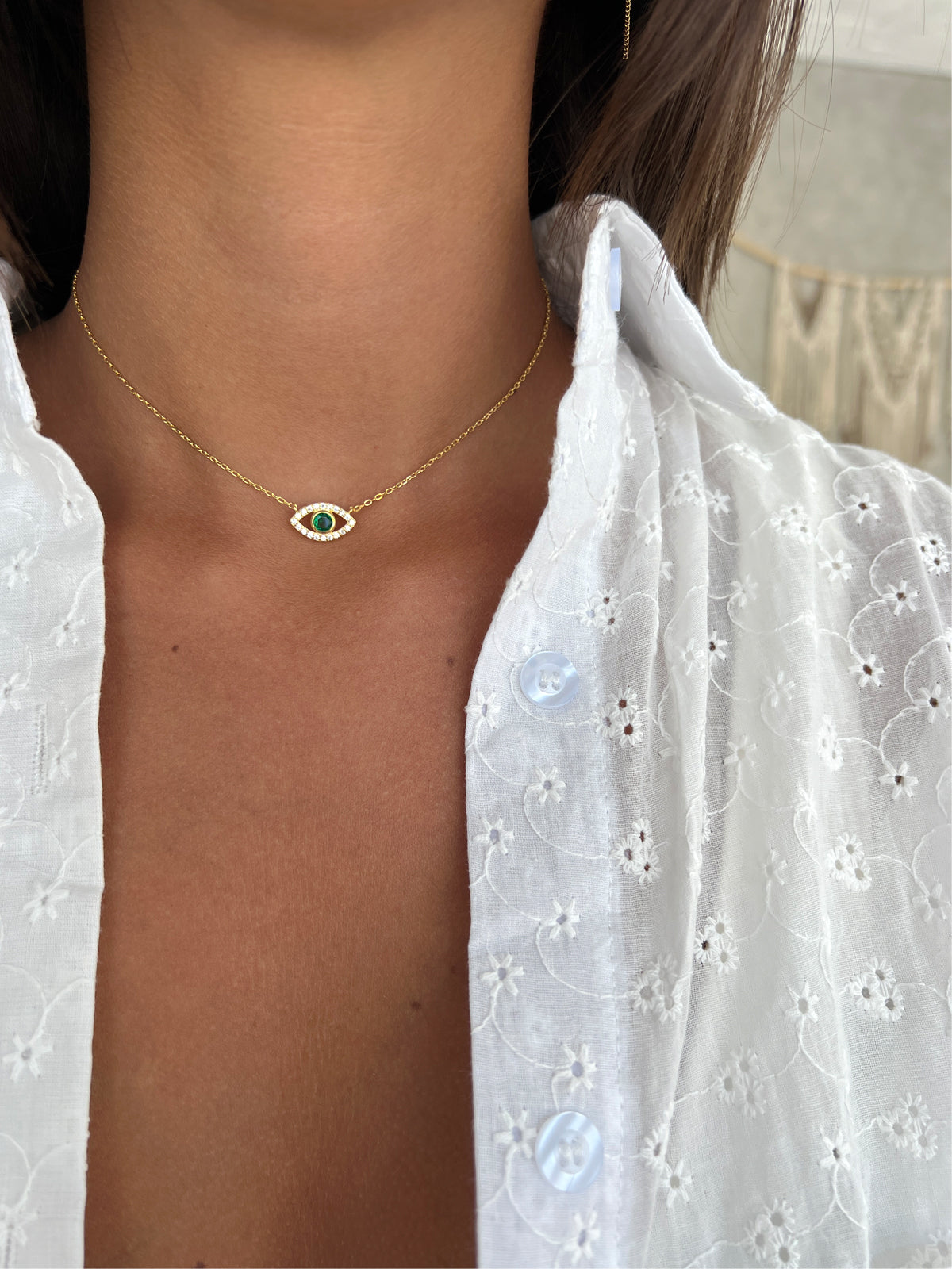 שרשרת צמודה עין גדולה אבן ירוקה