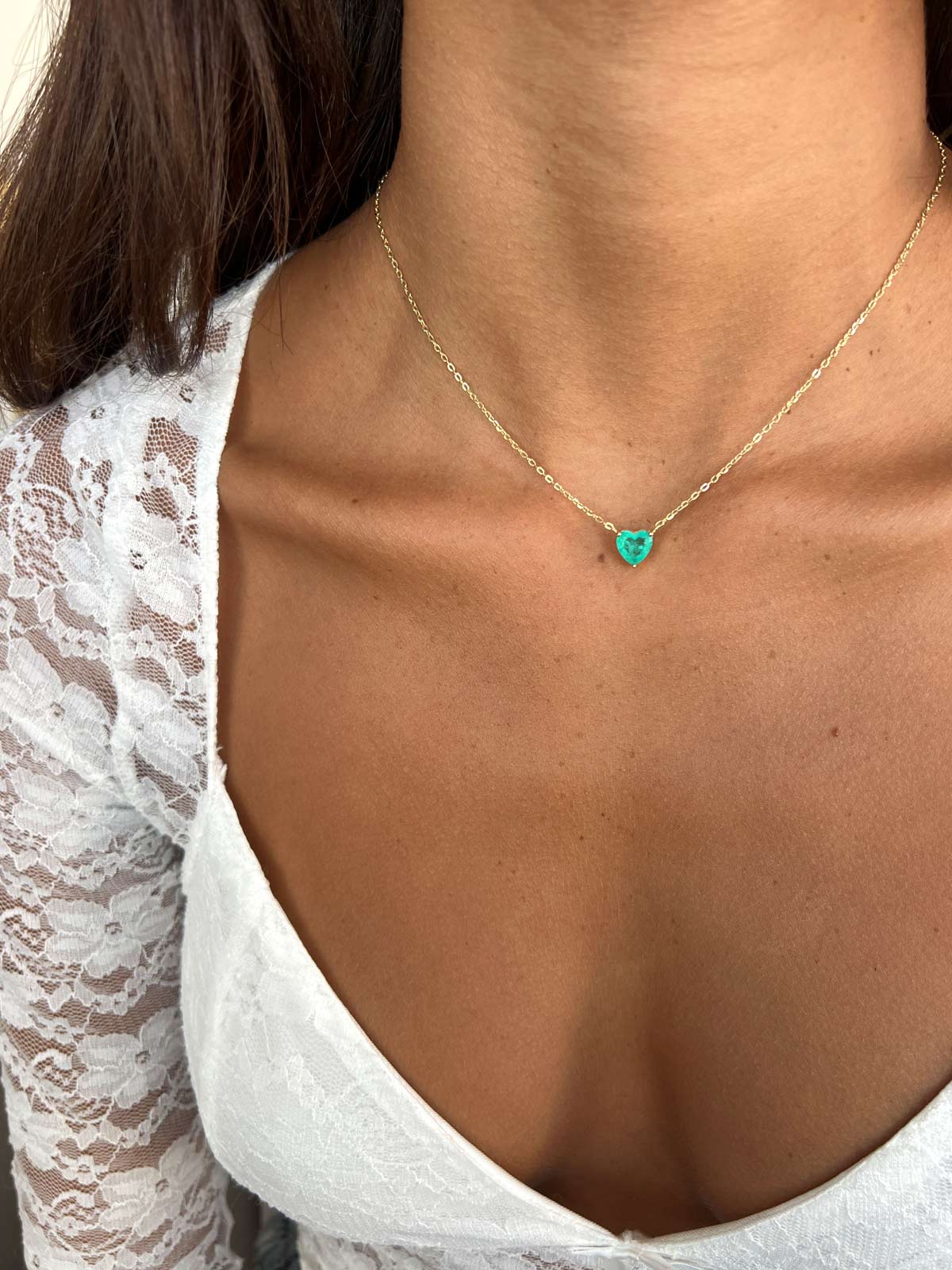 שרשרת צמודה סוליטר לב גדול טורקיז