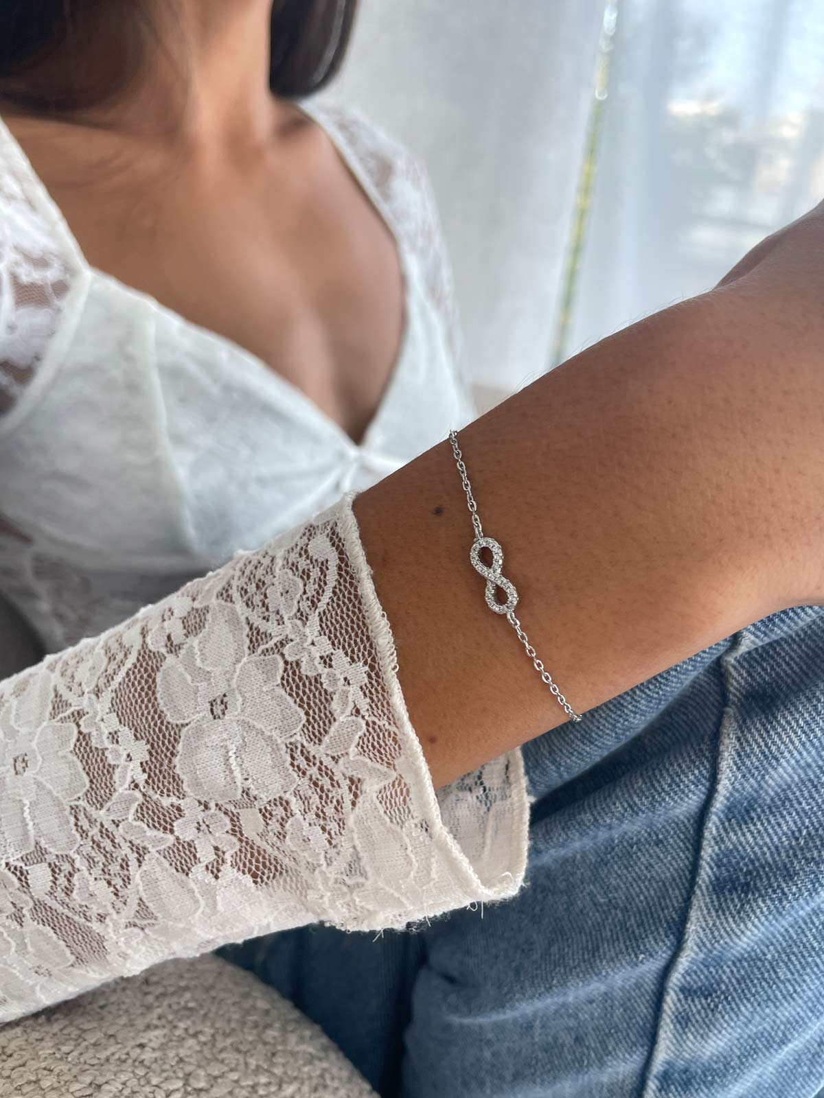 צמיד אינפיניטי