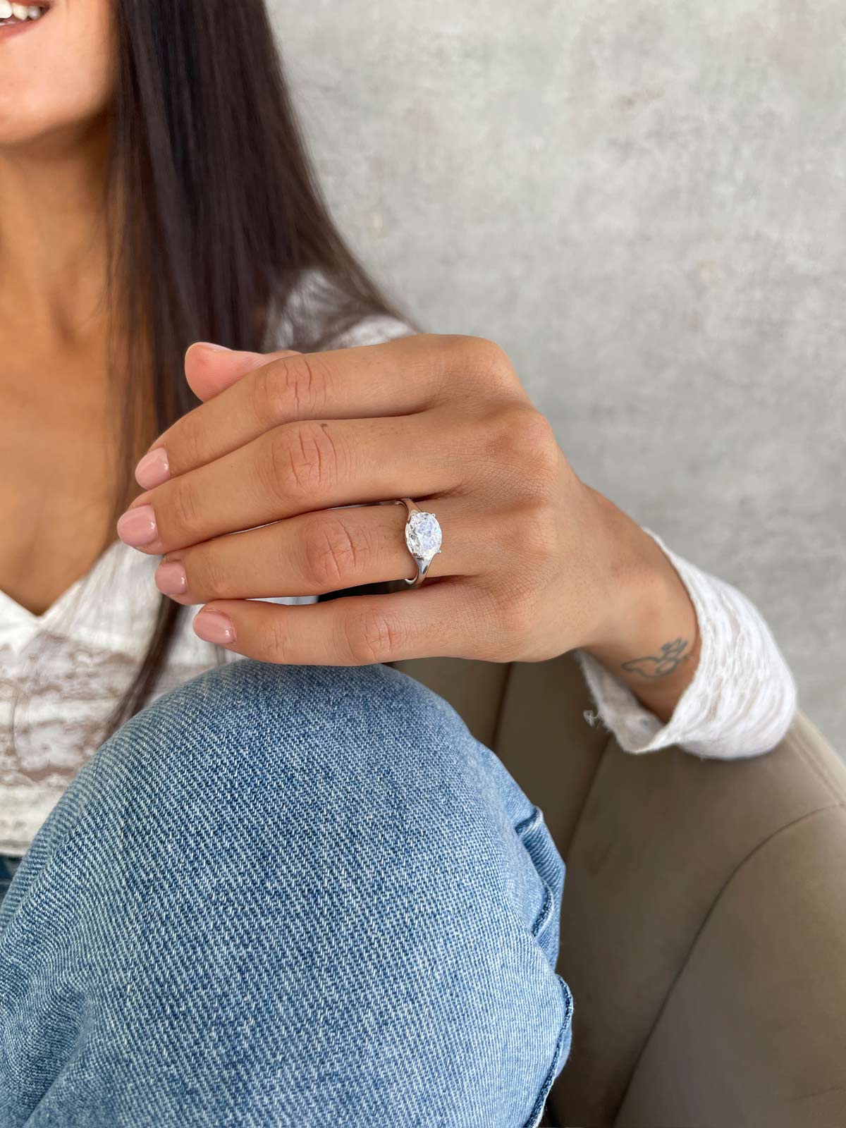 טבעת סוליטר אליפסה שוכב