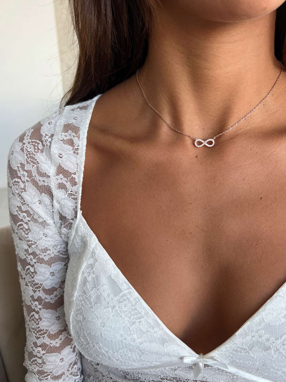 שרשרת צמודה אינפיניטי