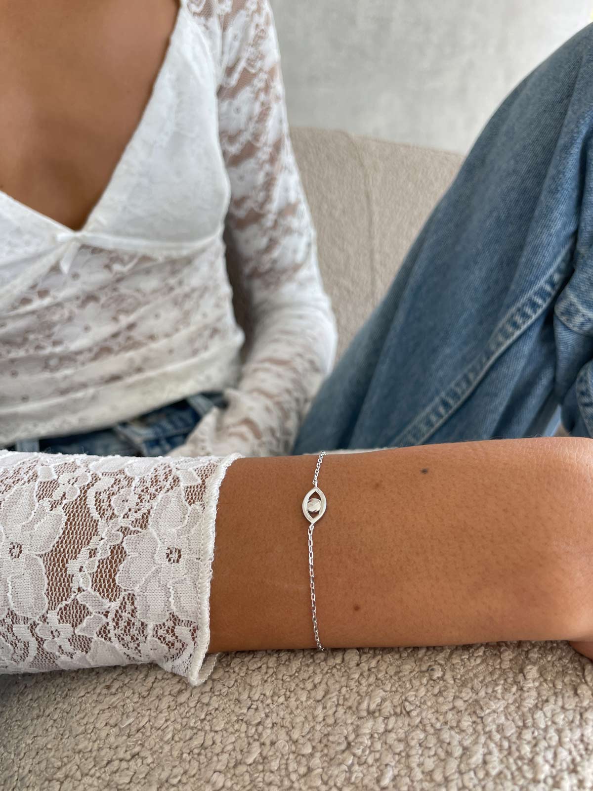 צמיד עדין עין חלקה