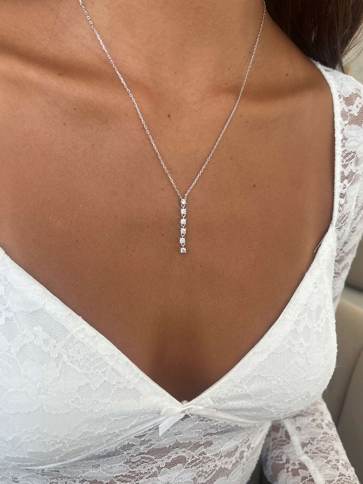 שרשרת זירקוני טניס נופלים