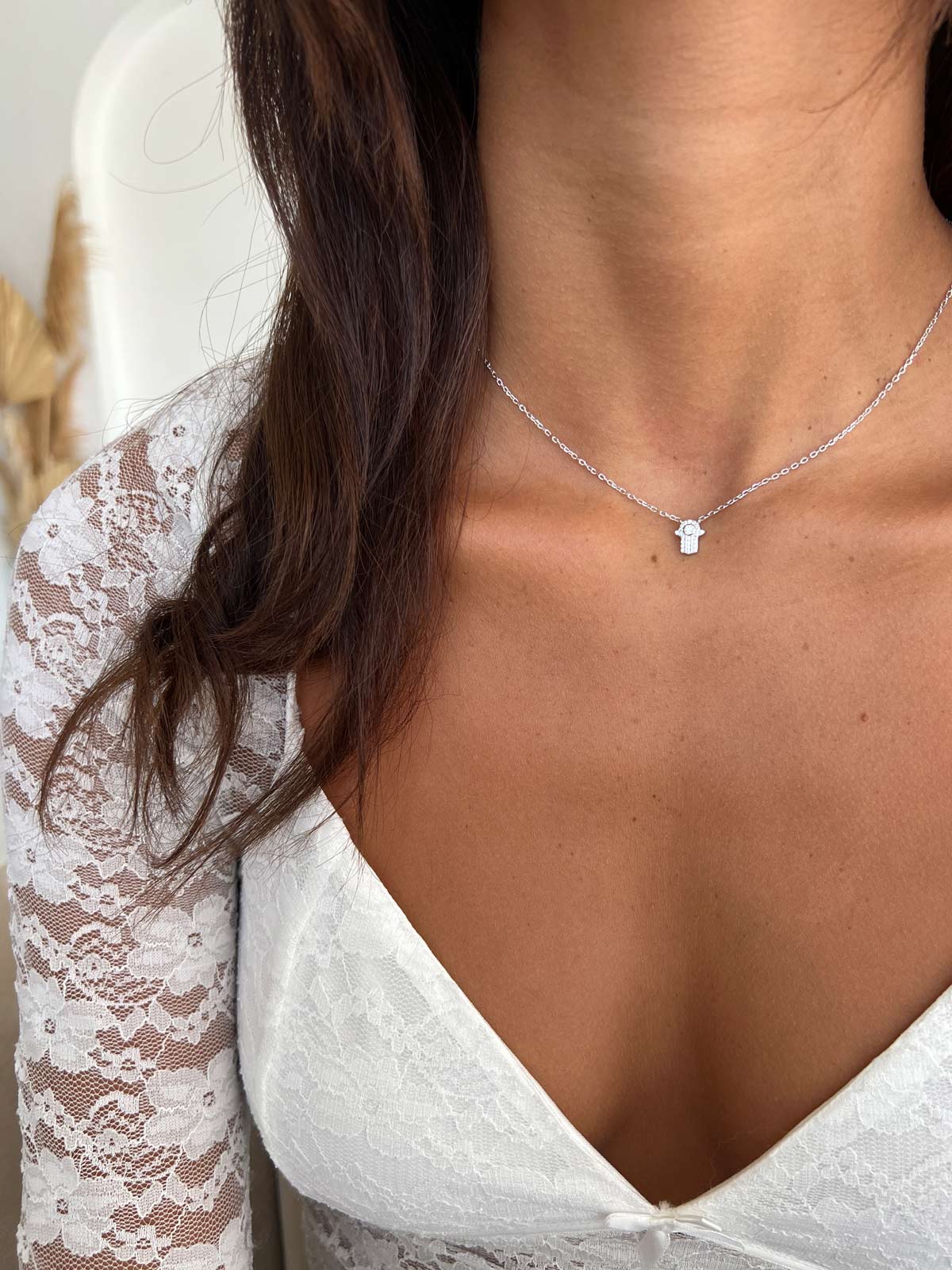 שרשרת צמודה חמסה