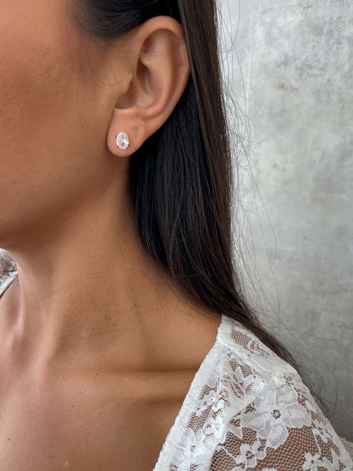 עגילים צמודים זירקון אליפסה