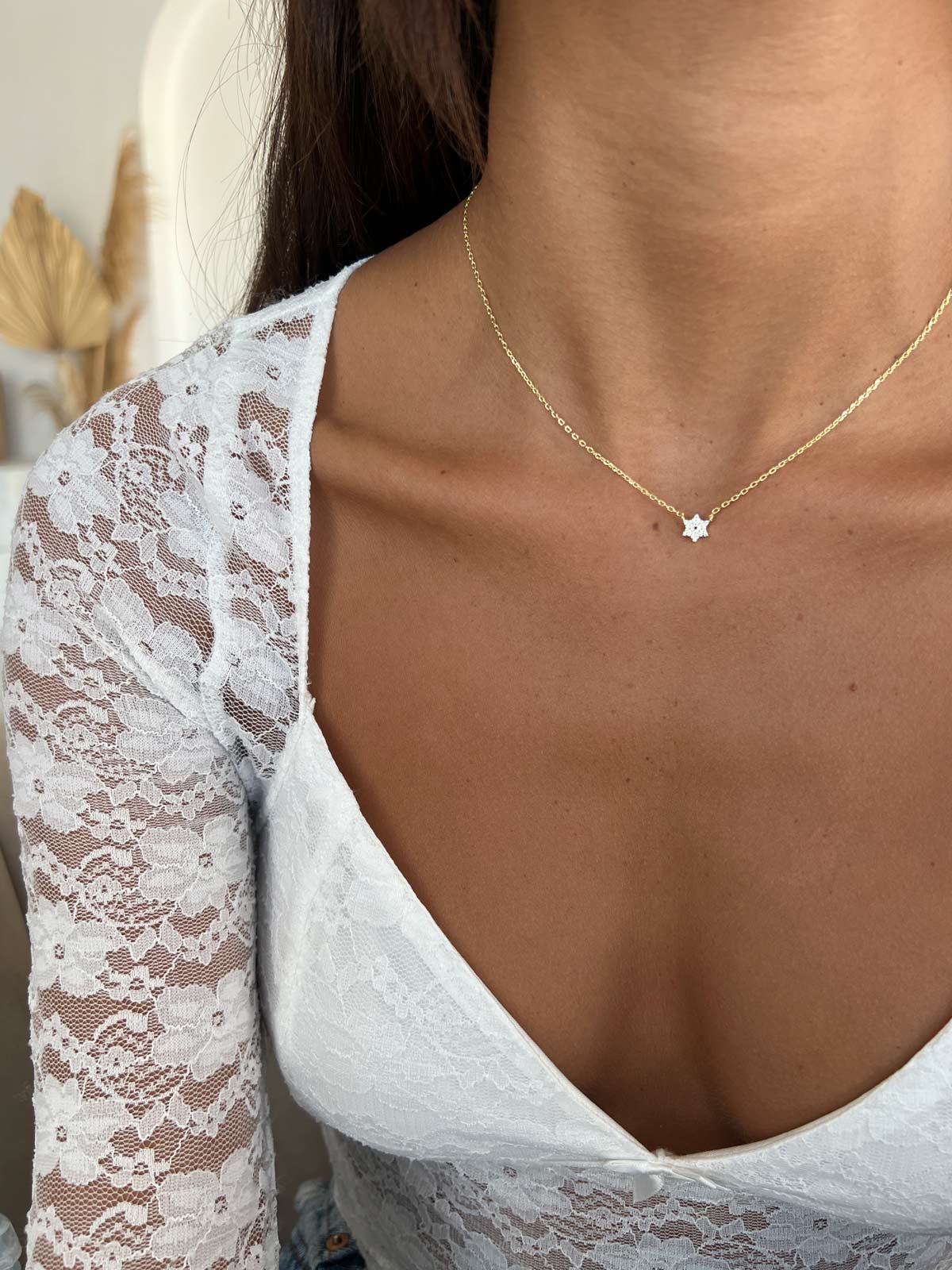 שרשרת מגן דוד משובץ