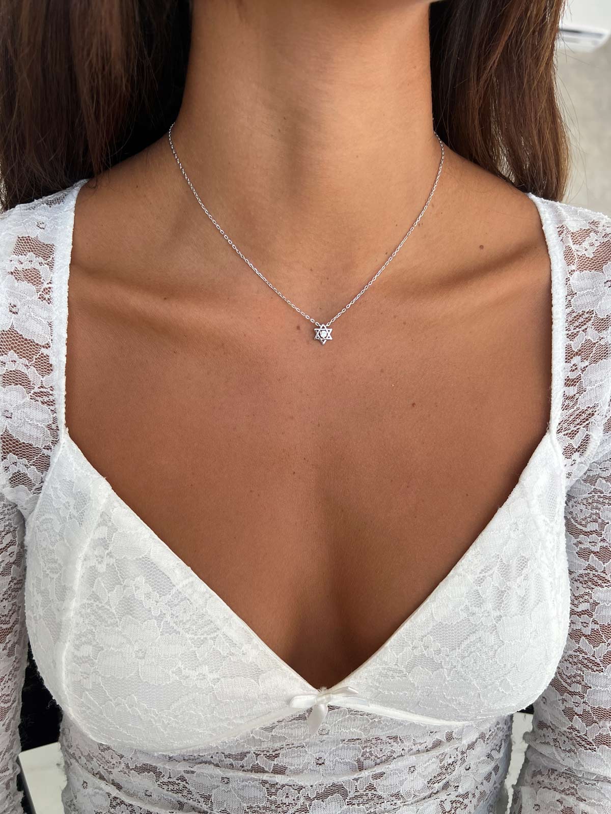 שרשרת צמודה מגן דוד וסוליטר