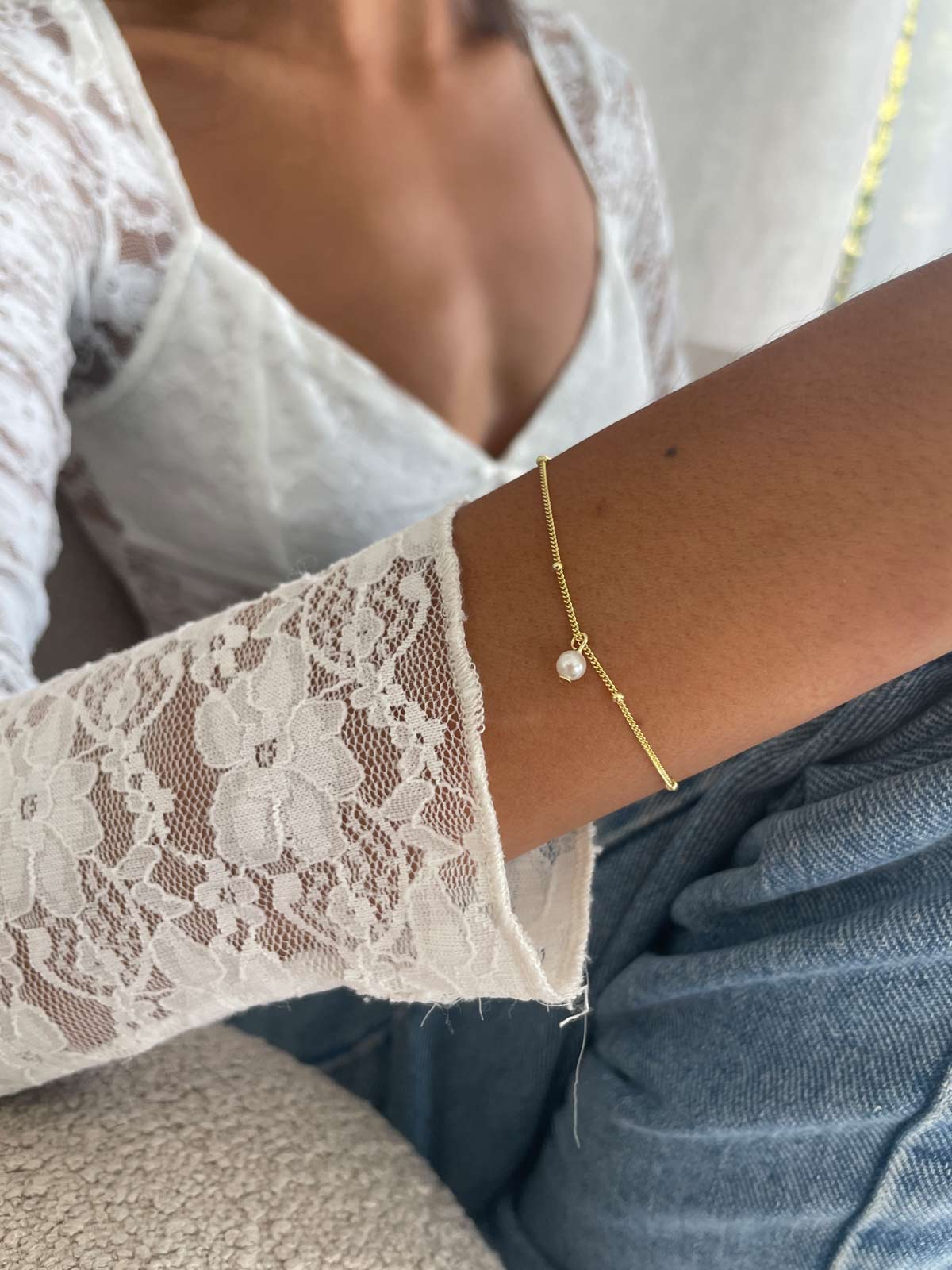 צמיד עדין חרוזים ופנינה