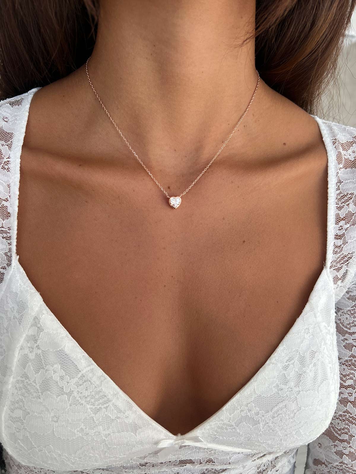 שרשרת צמודה סוליטר בזל לב