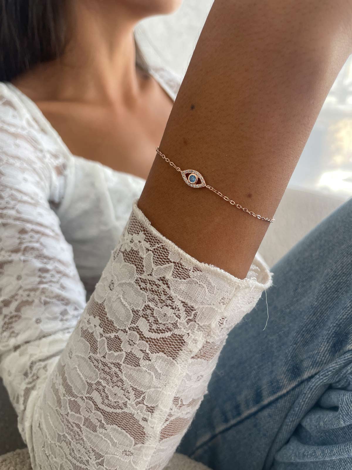 צמיד עין קטנה אבן תכלת