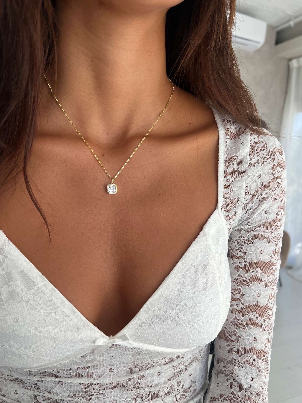 שרשרת סוליטר מרובע בזל