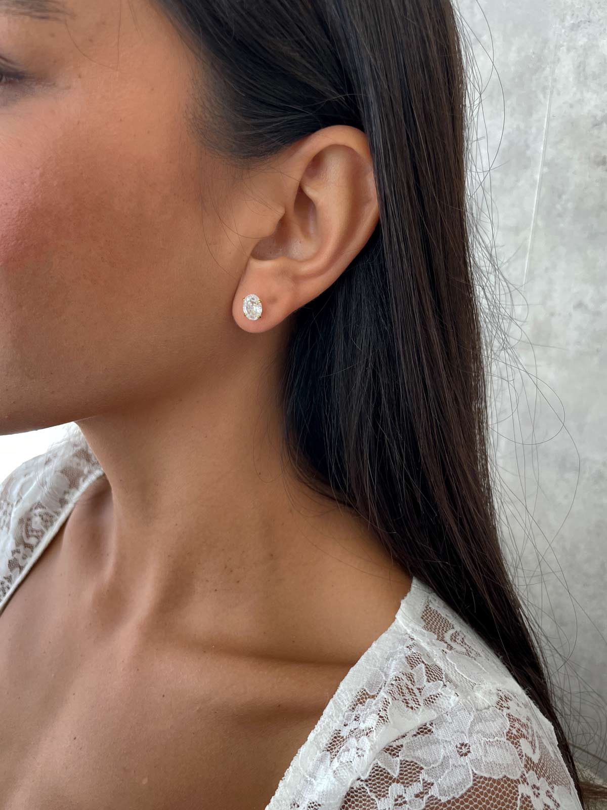 עגילים צמודים זירקון אליפסה