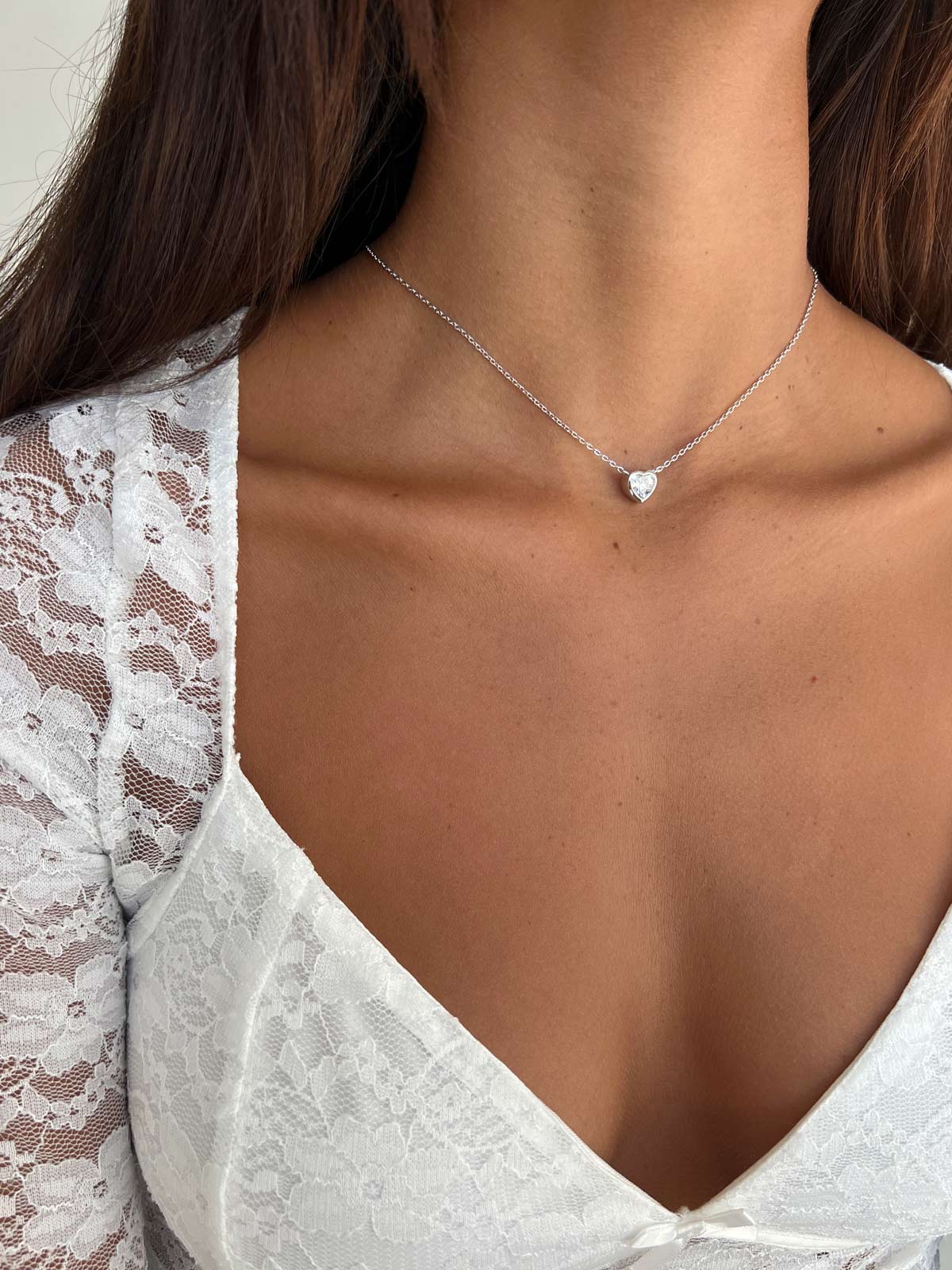 שרשרת צמודה סוליטר בזל לב